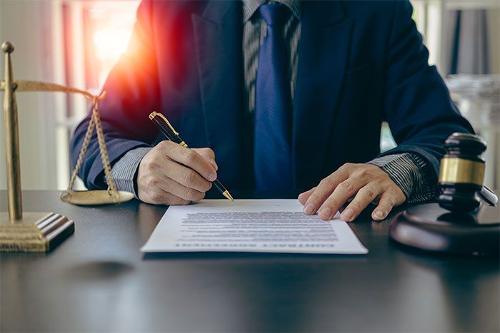 MARQUEZ Y ASOCIADOS DEFENSA LEGAL