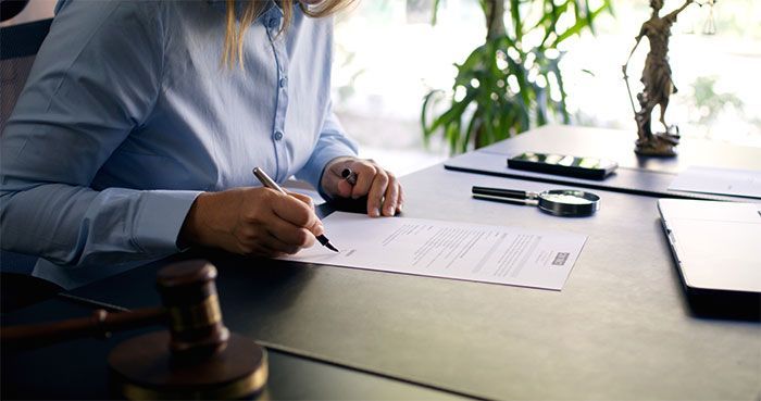 MARQUEZ Y ASOCIADOS DEFENSA LEGAL