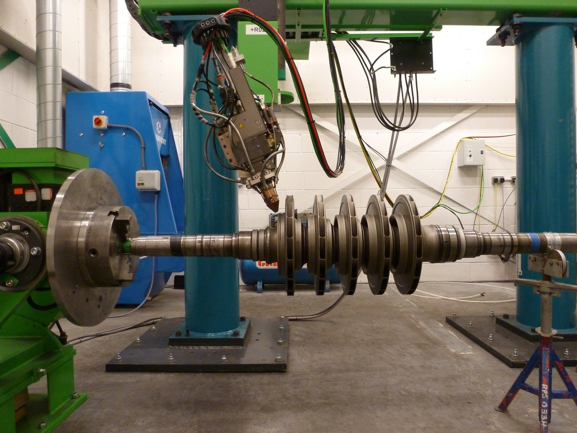 Single-shaft centrifugal compressor