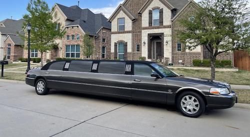 Super Stretch limousine rentals