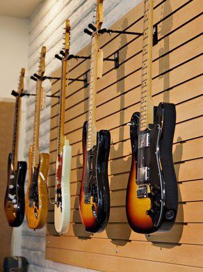 vintage collectable guitars