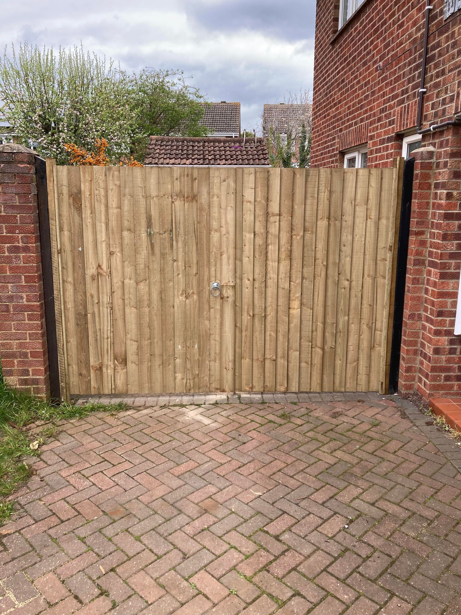 we installed new double gates in northampton