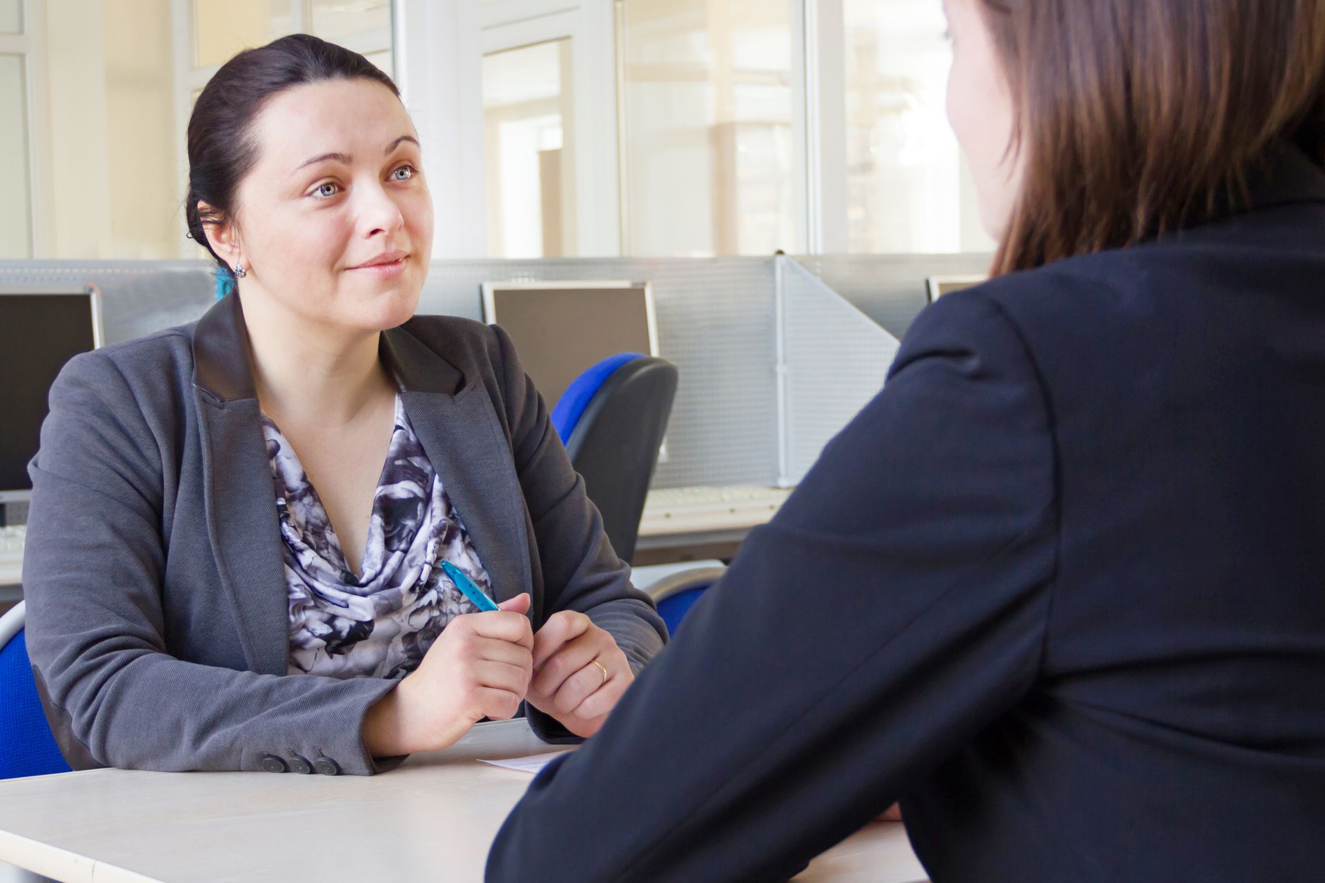 one-on-one-meetings-reduce-employee-quitting