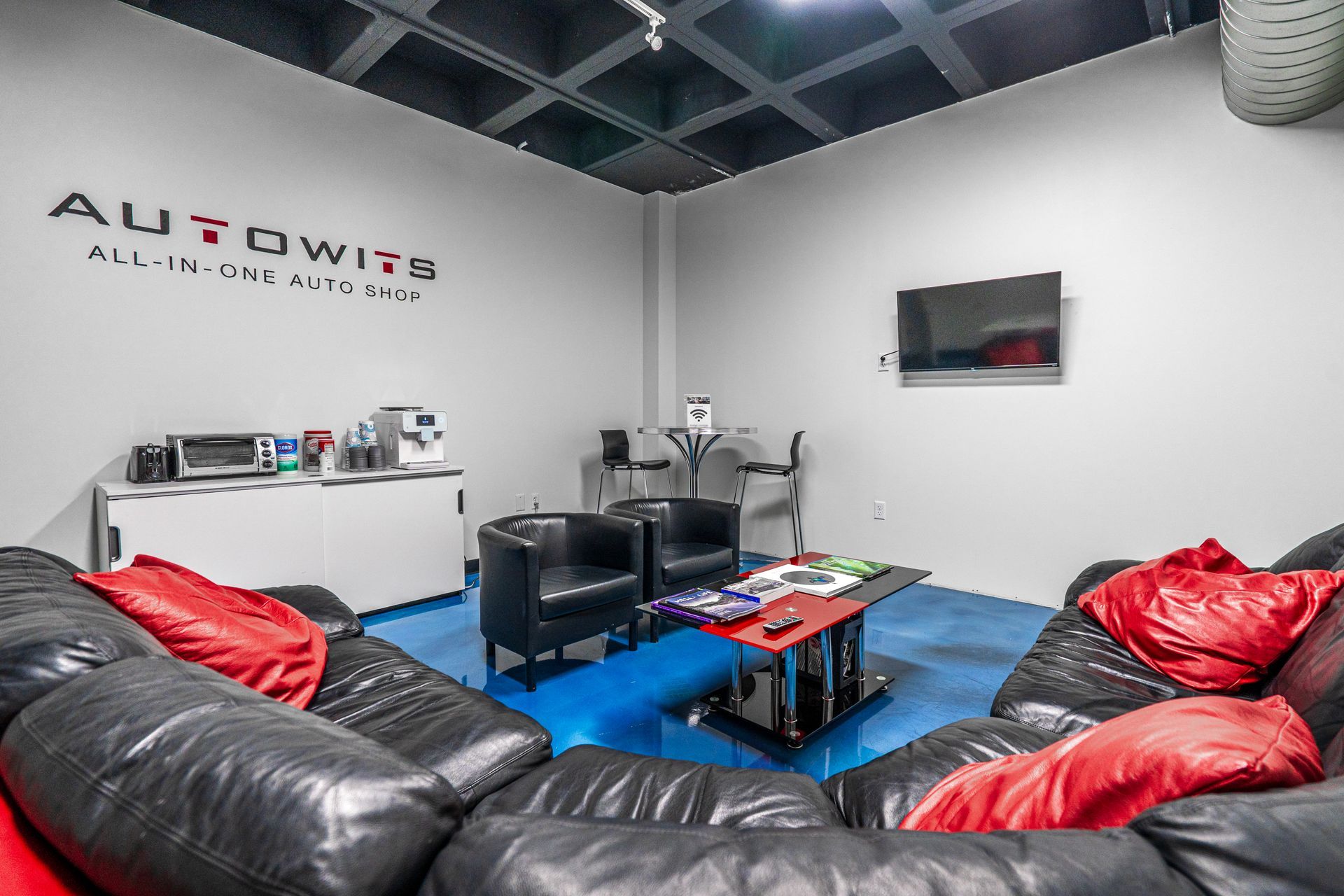 Inside the Autoshop | AutoWits
