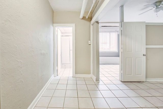 Monroe Manor kitchen