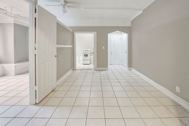 Monroe Manor living area