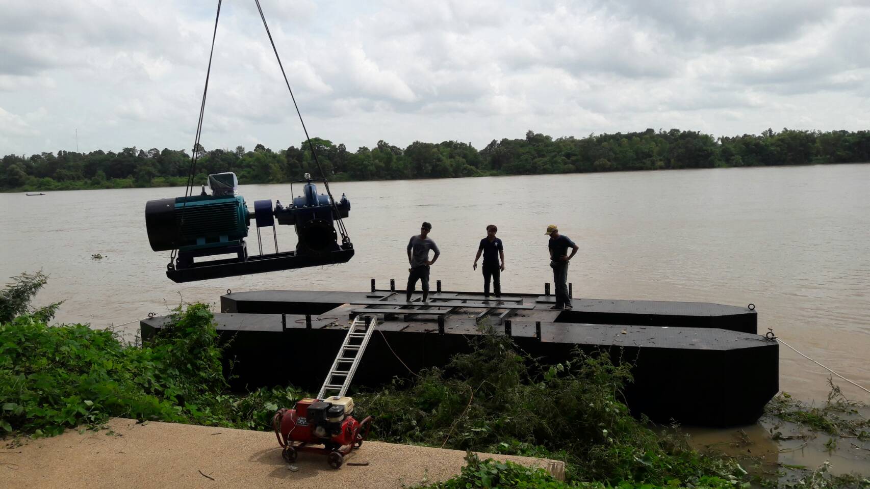 น.อุบลก่อสร้าง, รับเหมา, เช่ารถแมคโคร, รถแบคโฮ