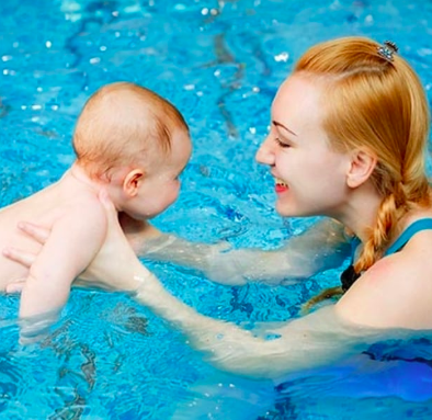 mommy and me swim lessons