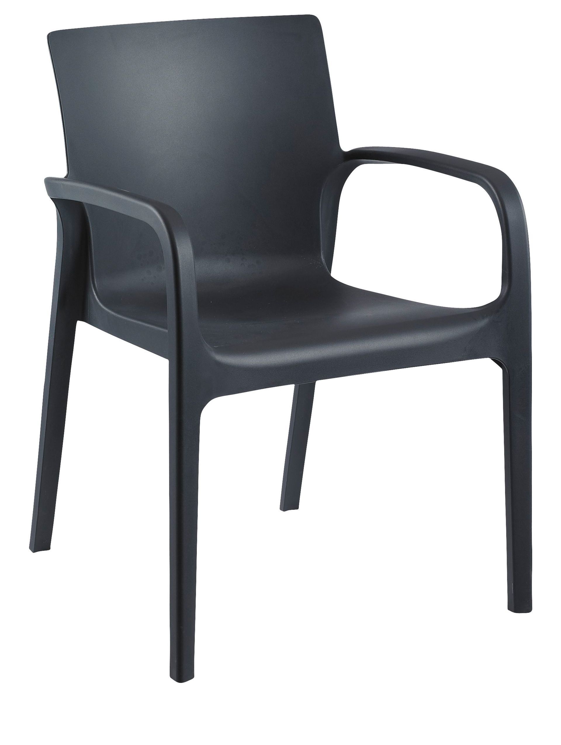 Una silla de plástico naranja con un fondo blanco.