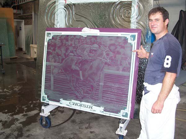 etching decorations into glass