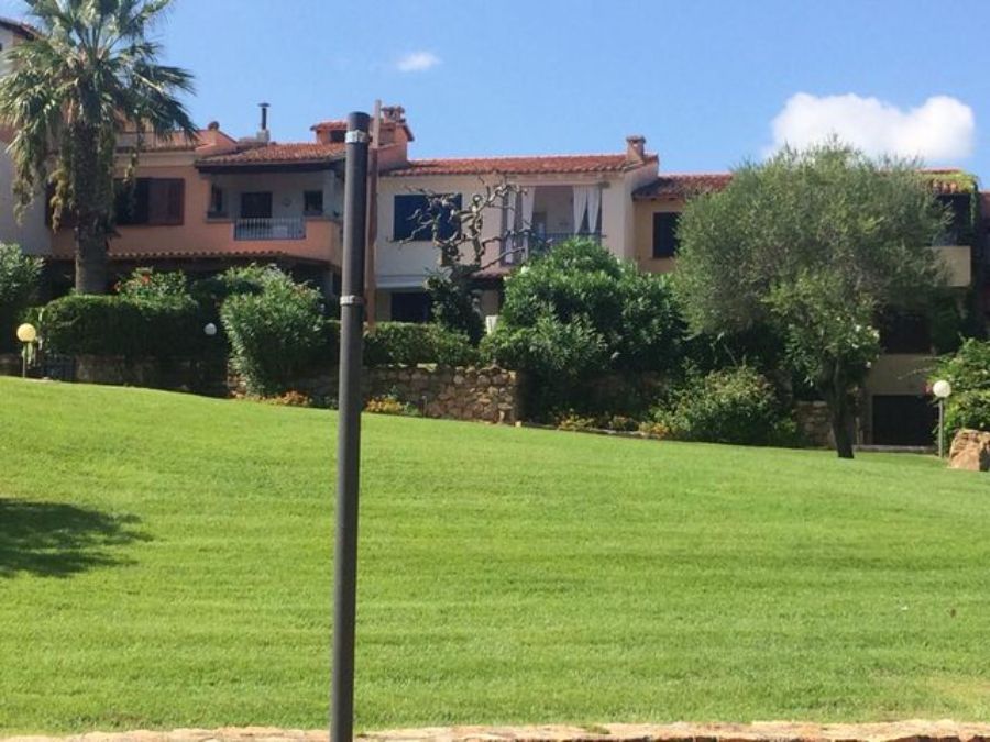 Area residenziale con prato