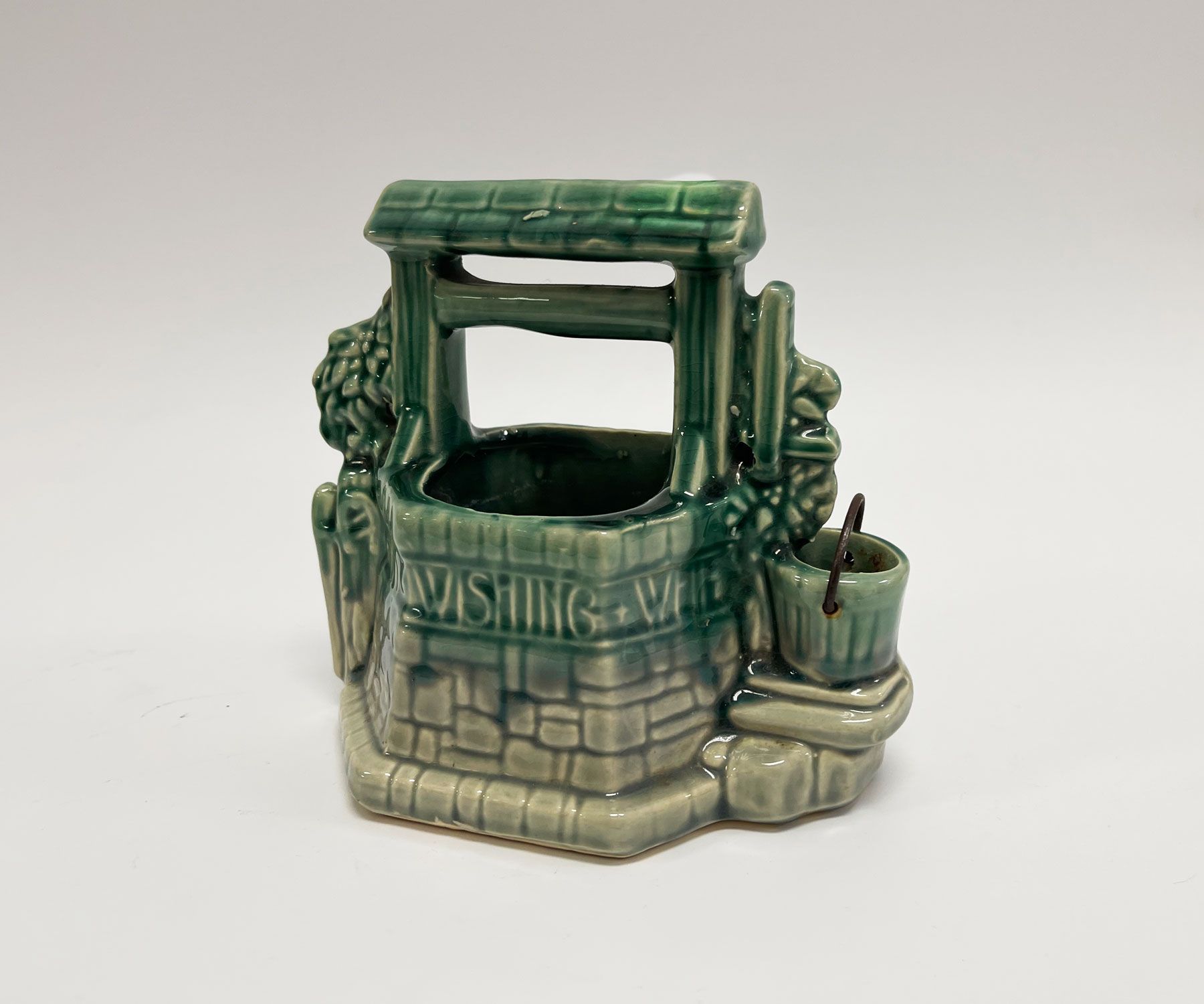 McCoy scenics wishing well pottery