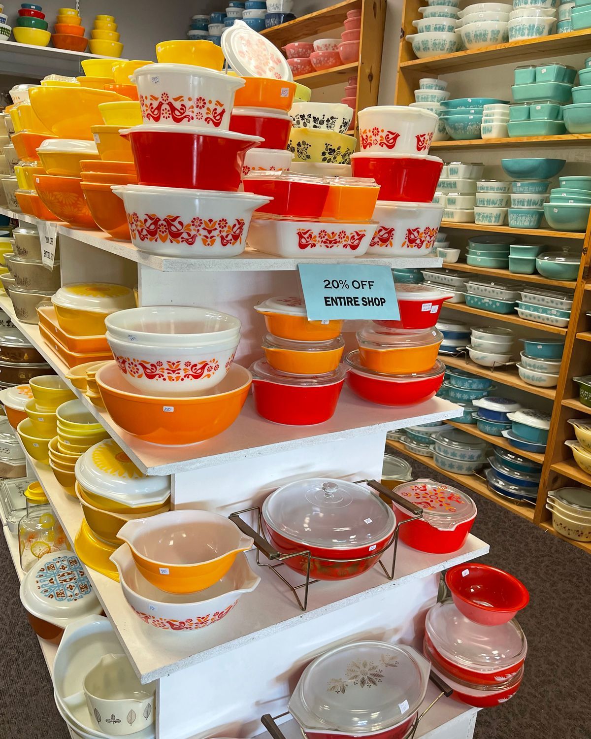 We carry a wide variety of vintage pyrex dishes bowls