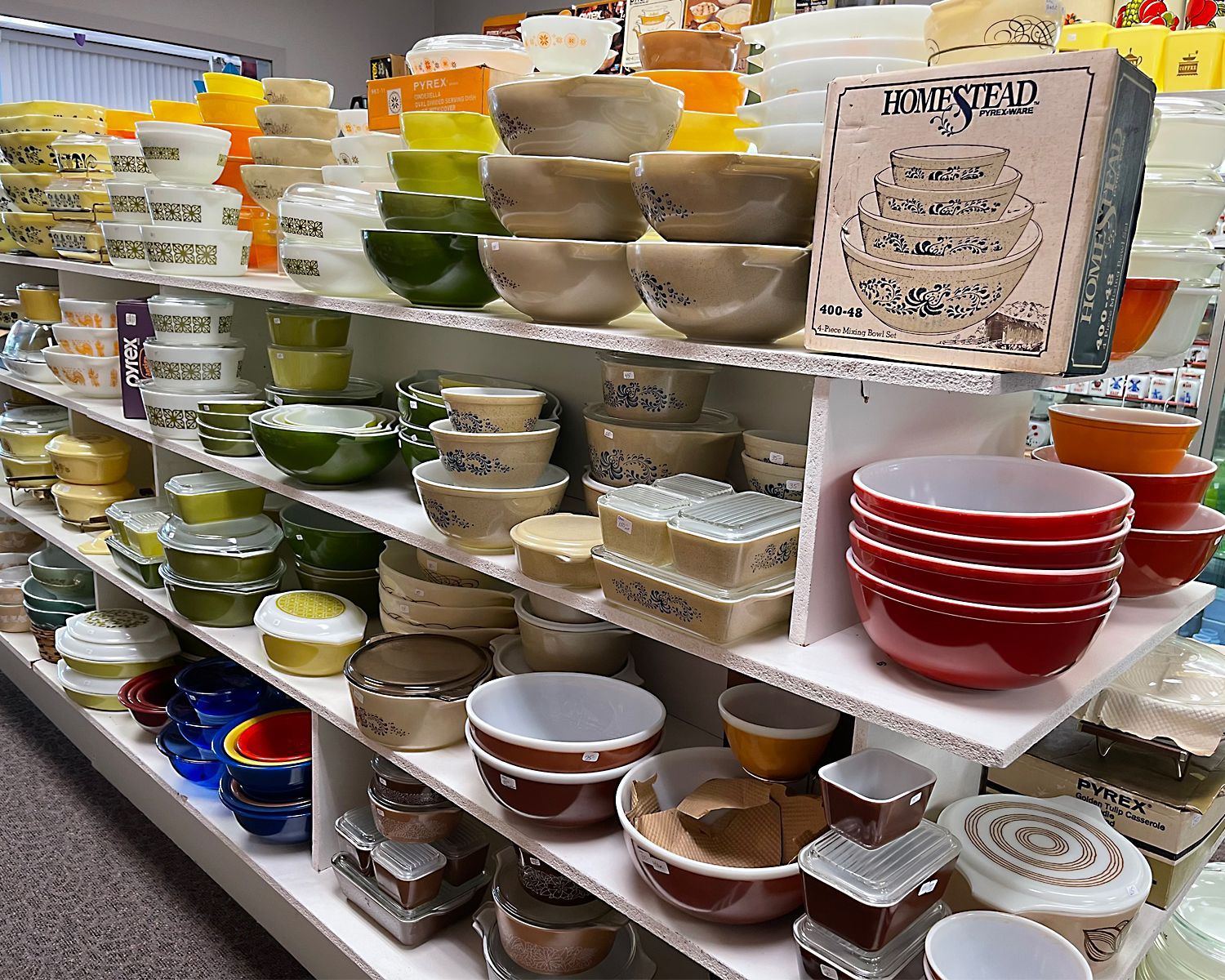 We carry a wide variety of vintage pyrex dishes bowls