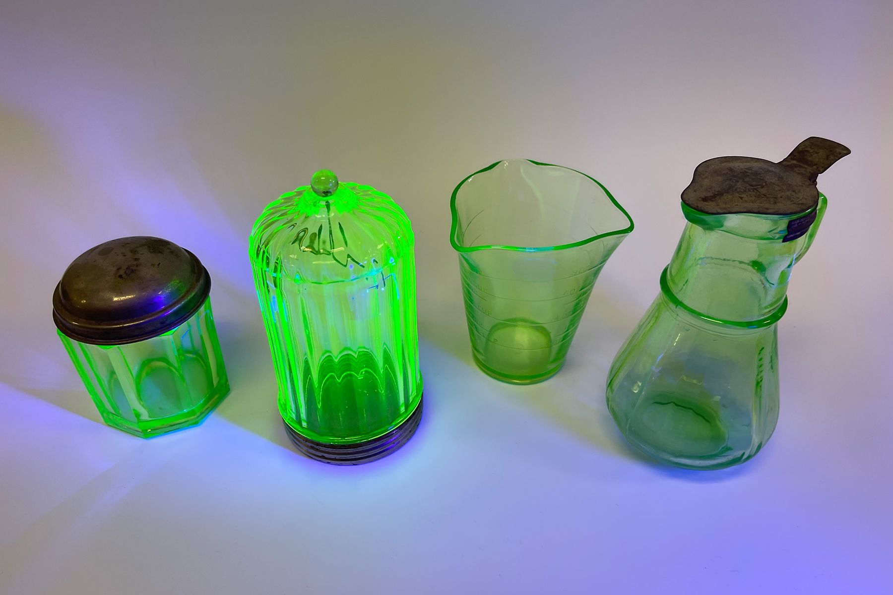 Uranium glass