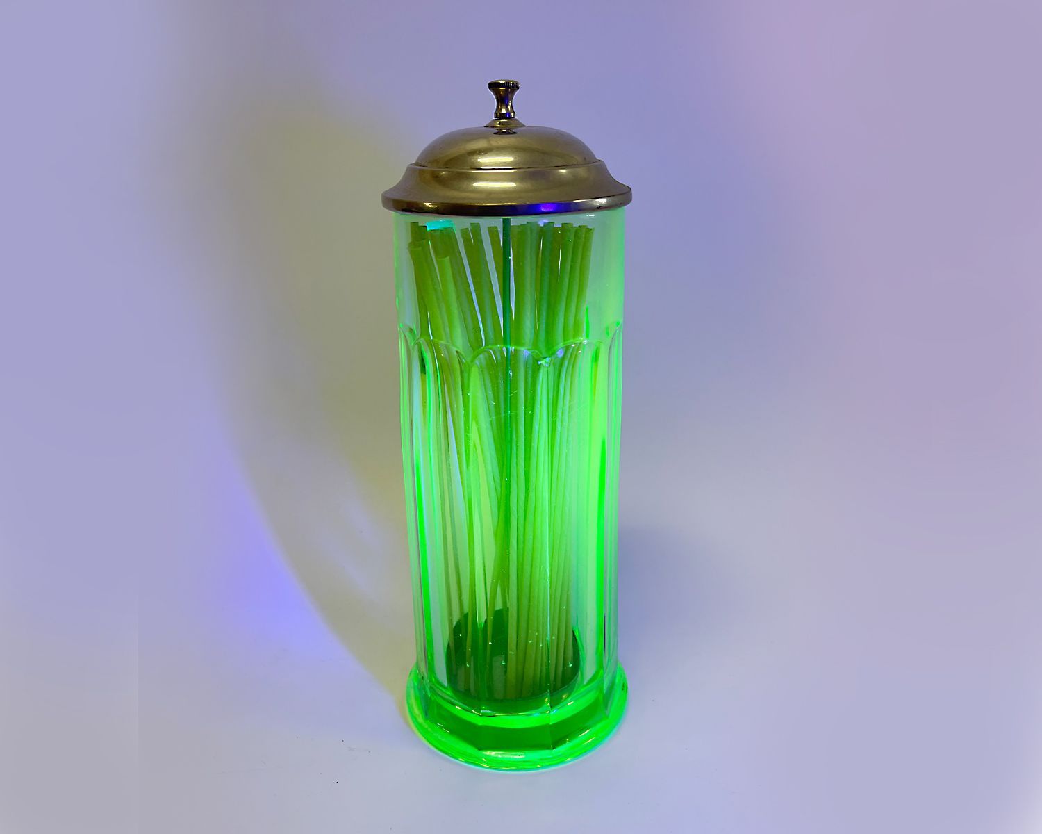 Uranium glass