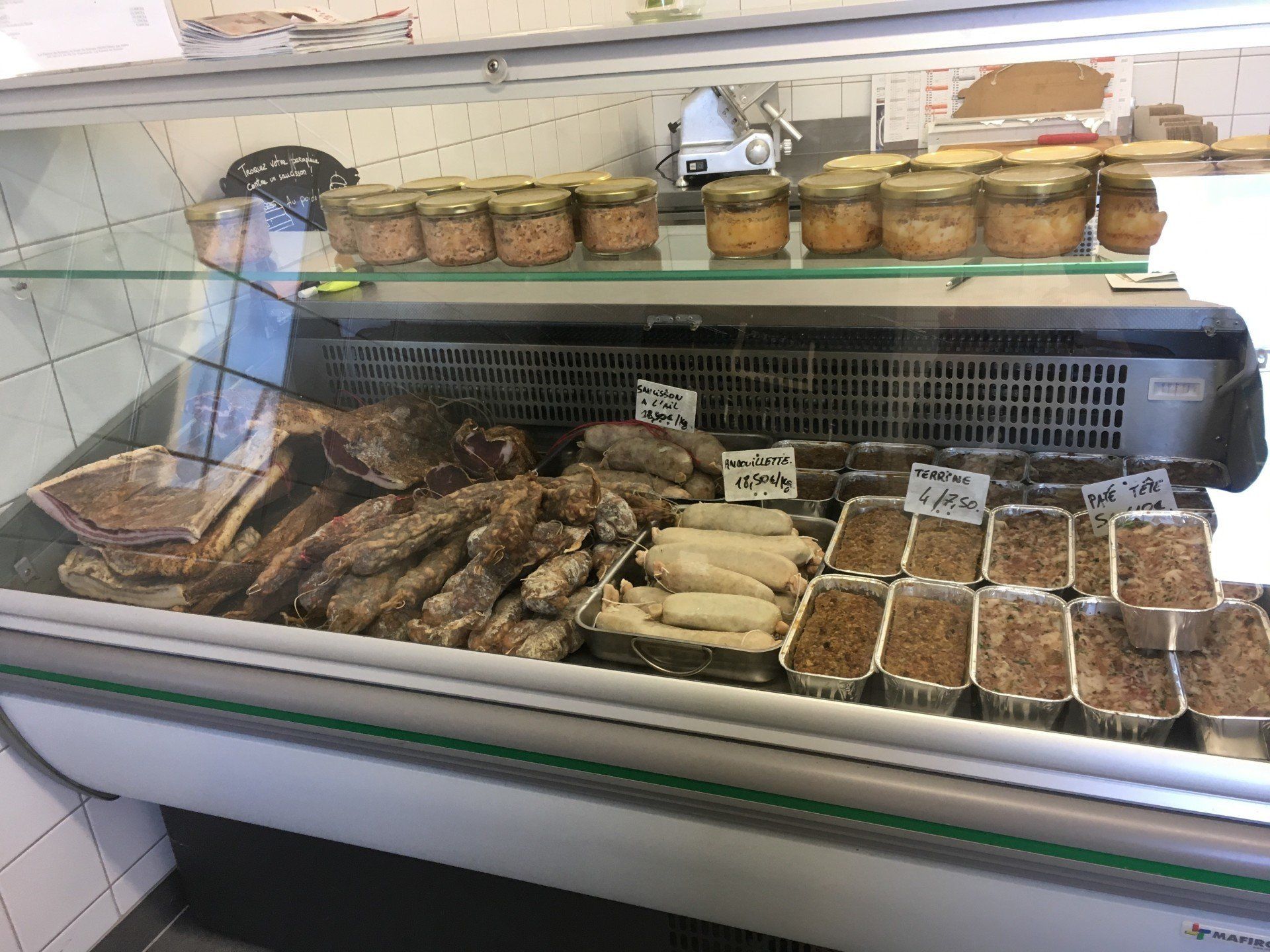 Charcuterie artisanale sans additifs ni nitrites