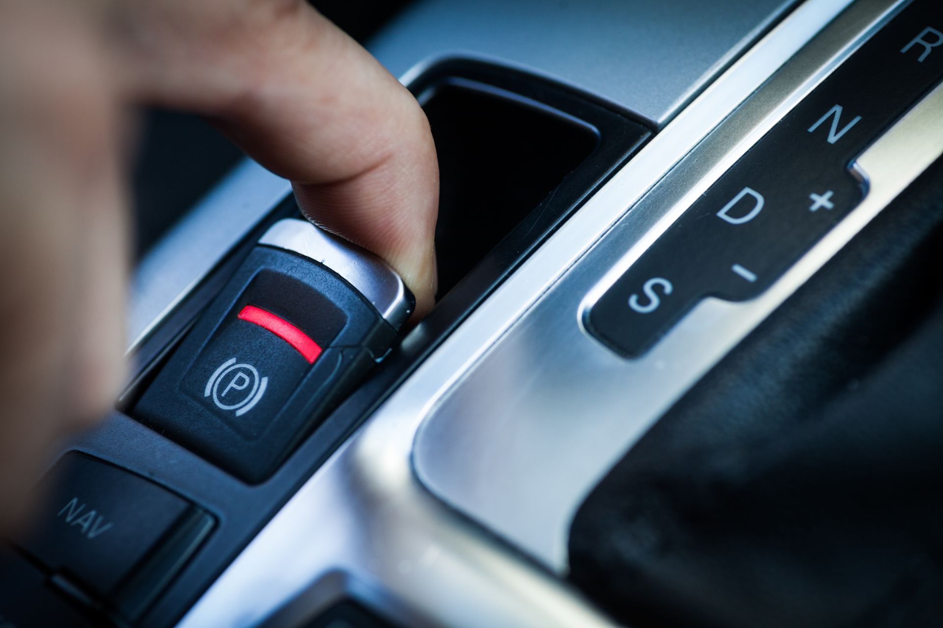 How to Fix Volvo’s Electronic Parking Brake Issues | Malones Automotive Service