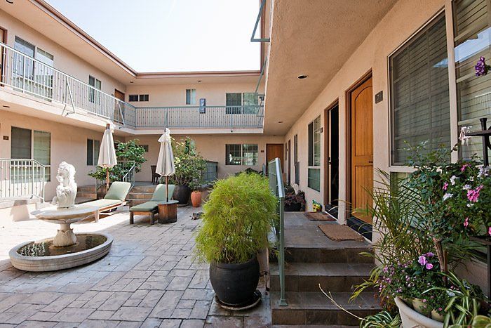 Apartment Building and Courtyard | San Fernando, CA | City Wide Maintenance Company