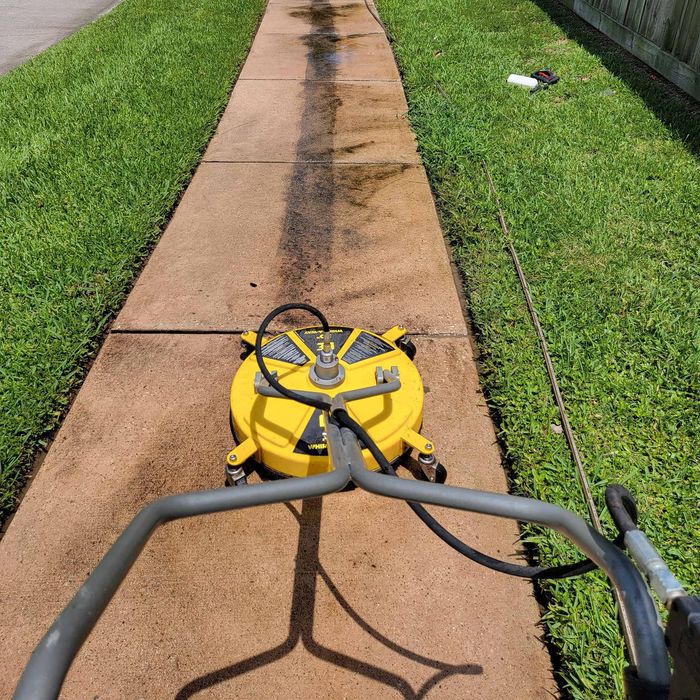 Pressure Washing Service Spring TX | Concrete Cleaning