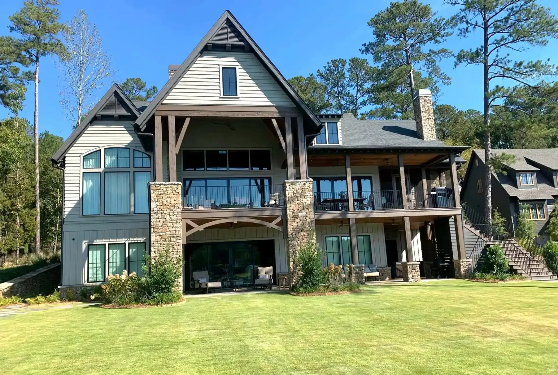 House Soft Washing Houston | Twisted Nozzle LLC