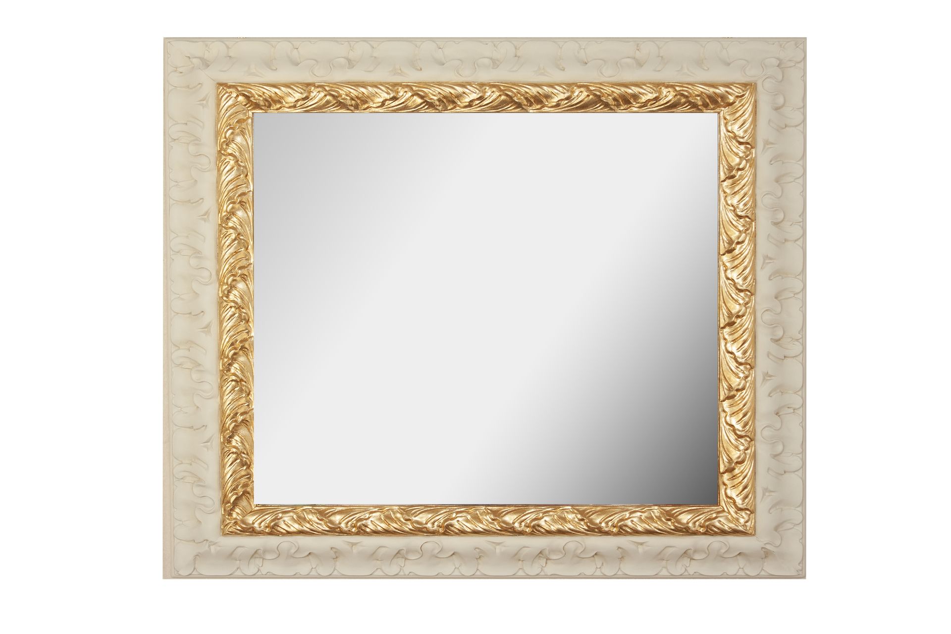 Uno specchio quadrato con cornice dorata su sfondo bianco