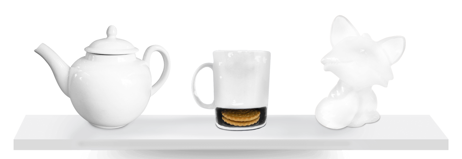 Ein weißes Regal mit einer Teekanne, einer Tasse Kaffee und einem Kaninchen darauf.