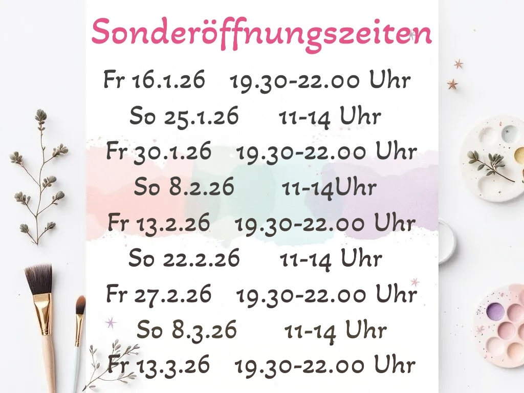 Eine Kreidetafel mit der Aufschrift „Sonderöffnungszeiten“