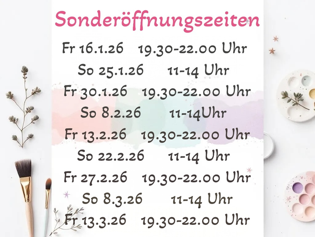 Eine Kreidetafel mit der Aufschrift „Sonderöffnungszeiten“