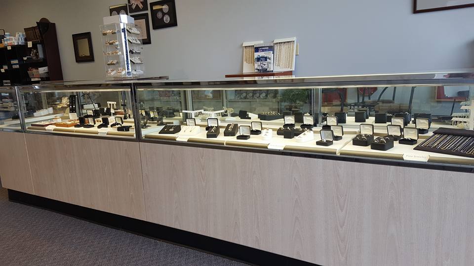 Store Inside — Paducah, KY — Hoskins Coin & Gold Exchange
