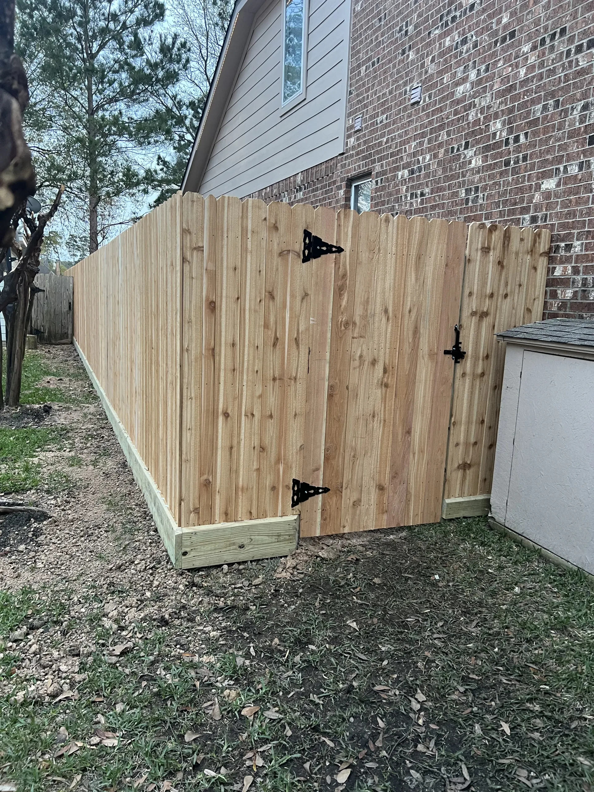 Fence installation in Pinehurst Texas by Ark Fence