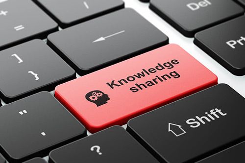 Knowledge sharing key on keyboard