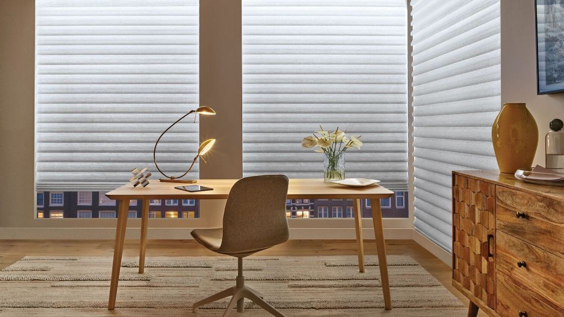 Hunter Douglas Aura™ Illuminated Shades