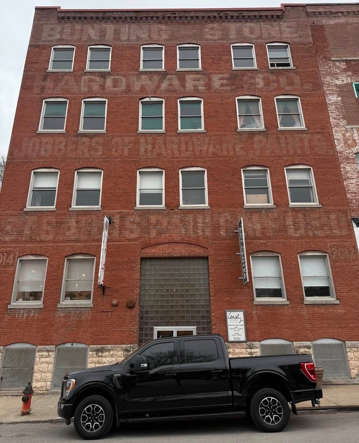 historical building window replacement