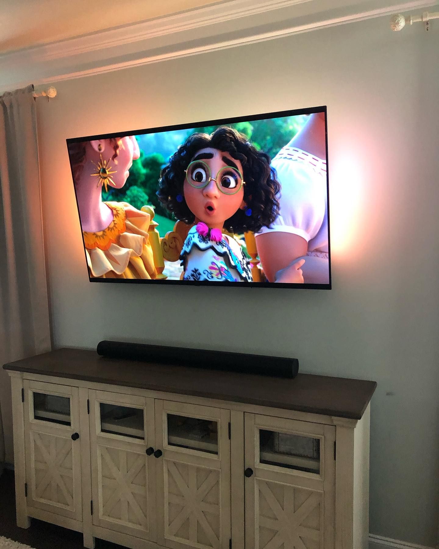 TV mounting 4