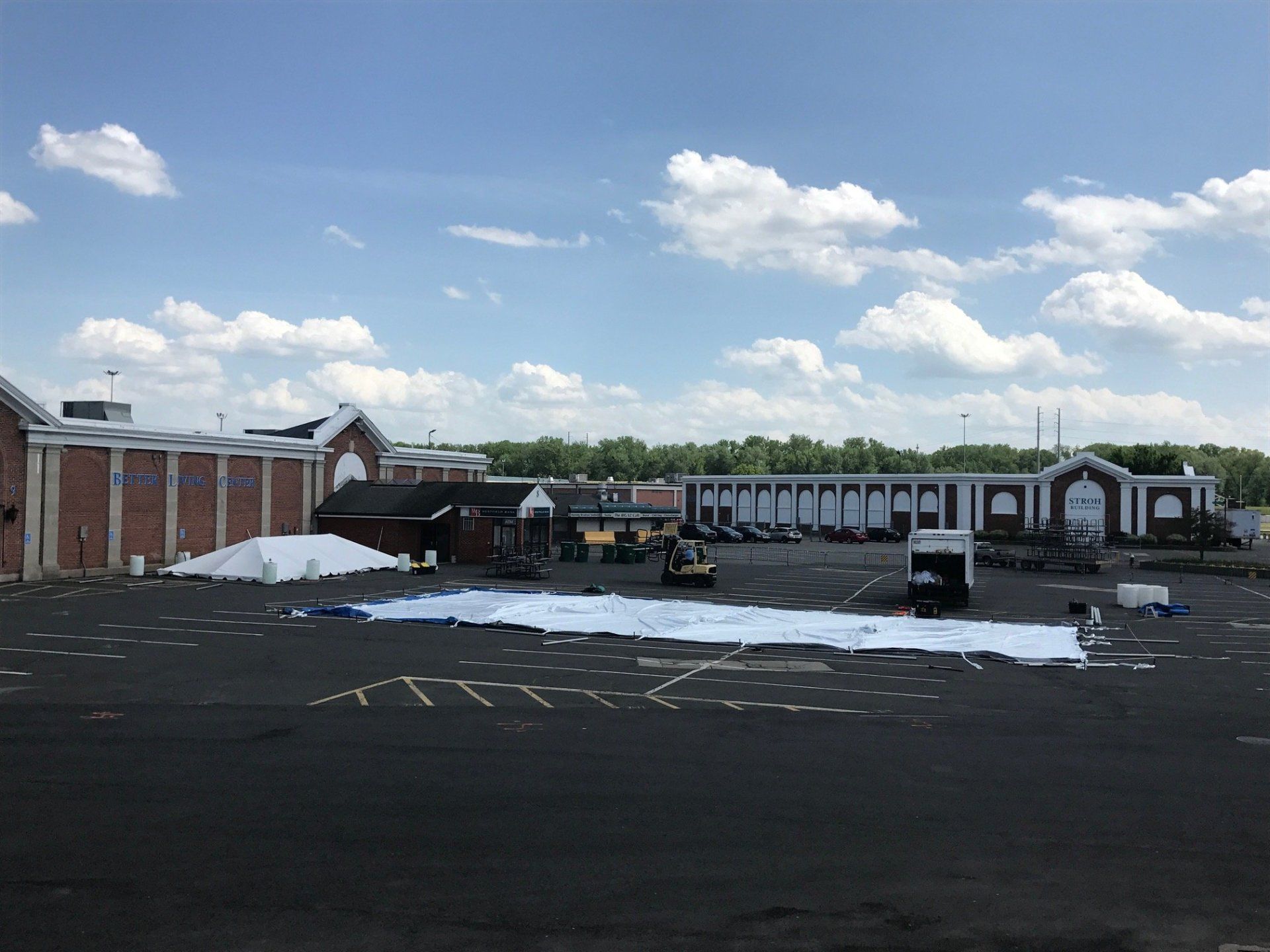 TNT Table and Chair Rentals Serving Western MA and Connecticut