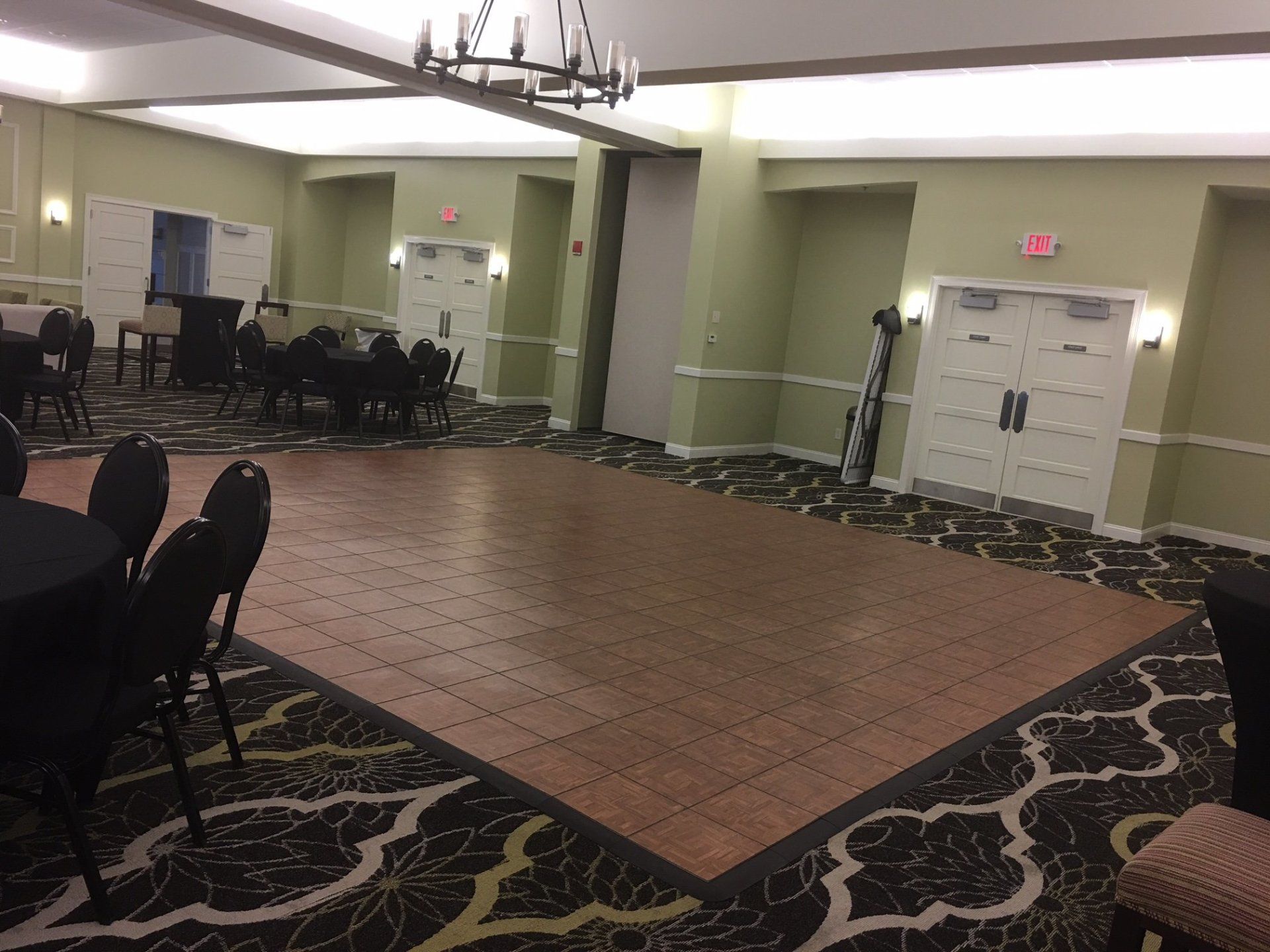 TNT Table and Chair Dance Floor Rentals Serving Western MA and Connecticut