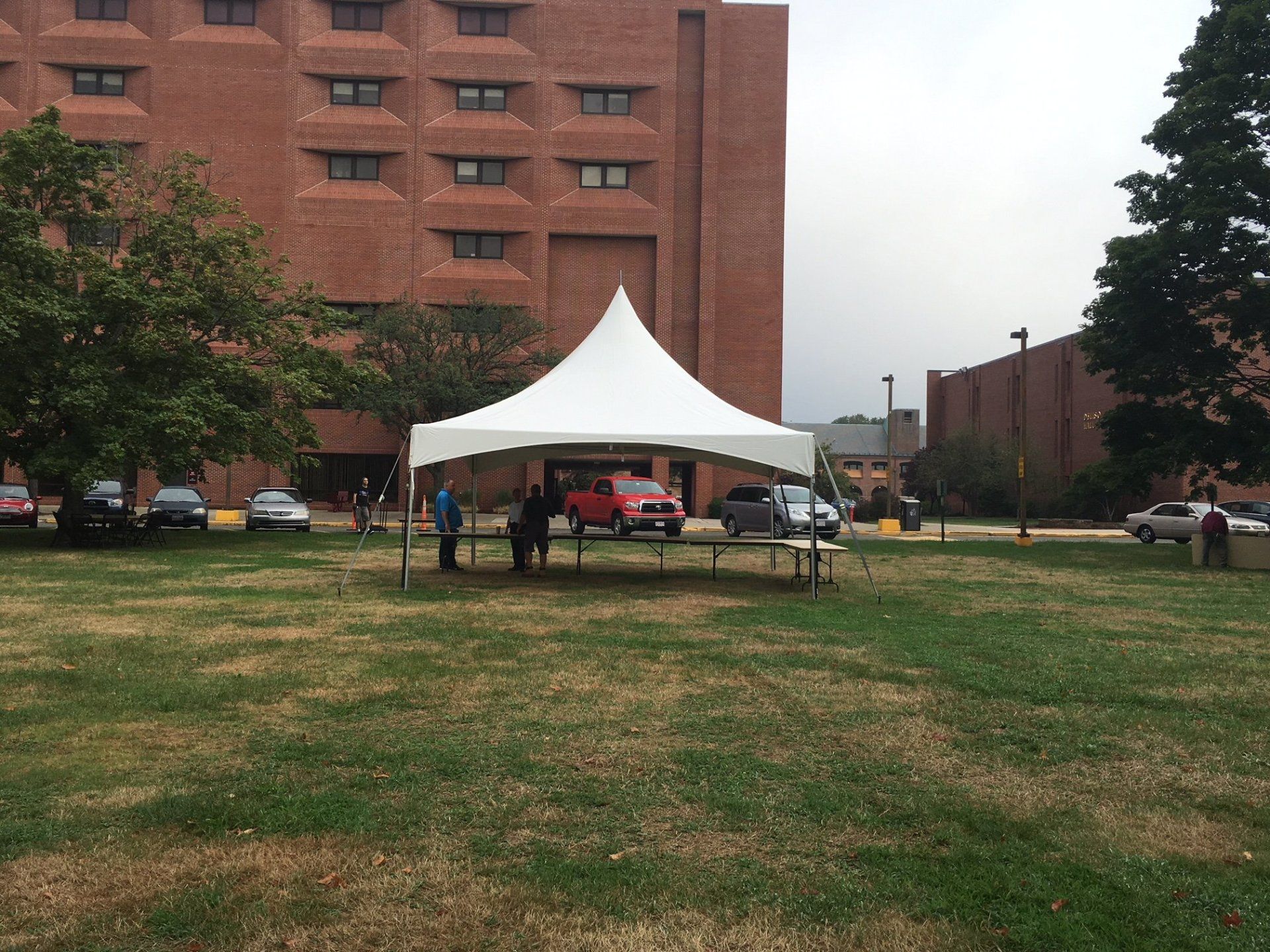 TNT Table and Chair Rentals Serving Western MA and Connecticut