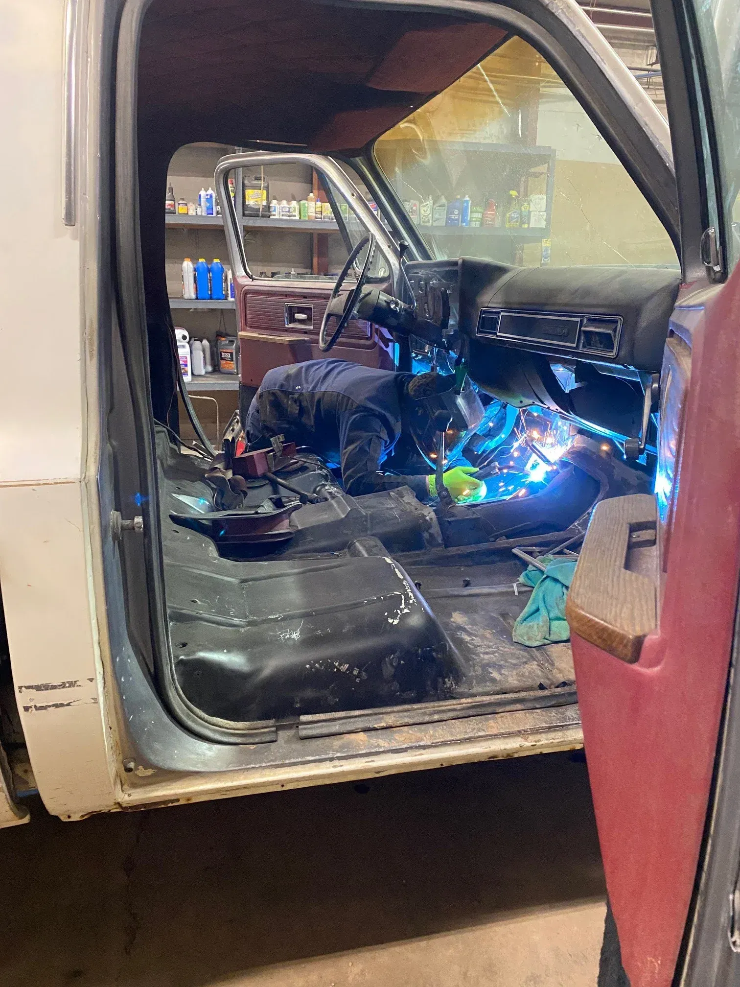 Top Dog Auto Repair Truck Work