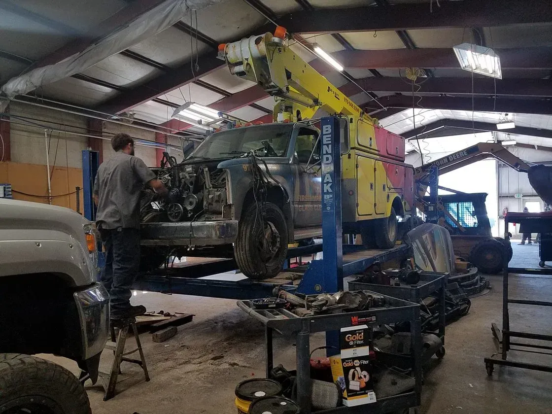 Top Dog Auto Repair Truck Work