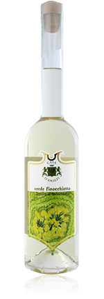 Una bottiglia di vino bianco con un'etichetta verde su uno sfondo bianco.