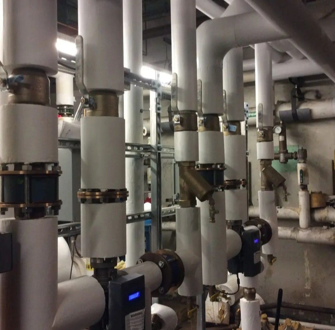 close air conditioning repair repairman on