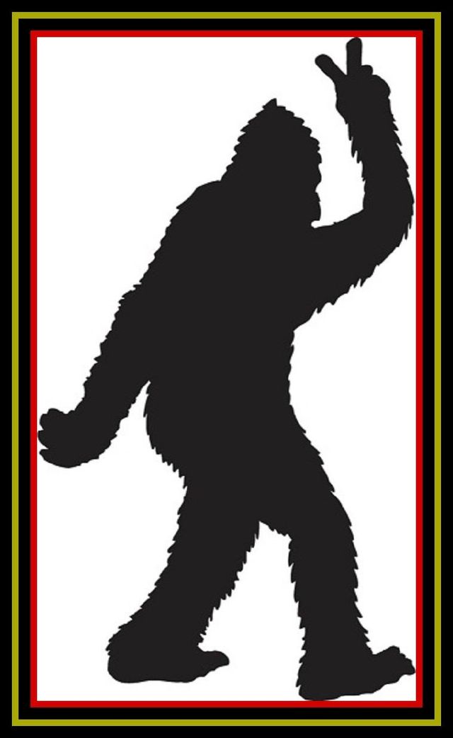 Metal Big Foot Sasquatch wall plaque