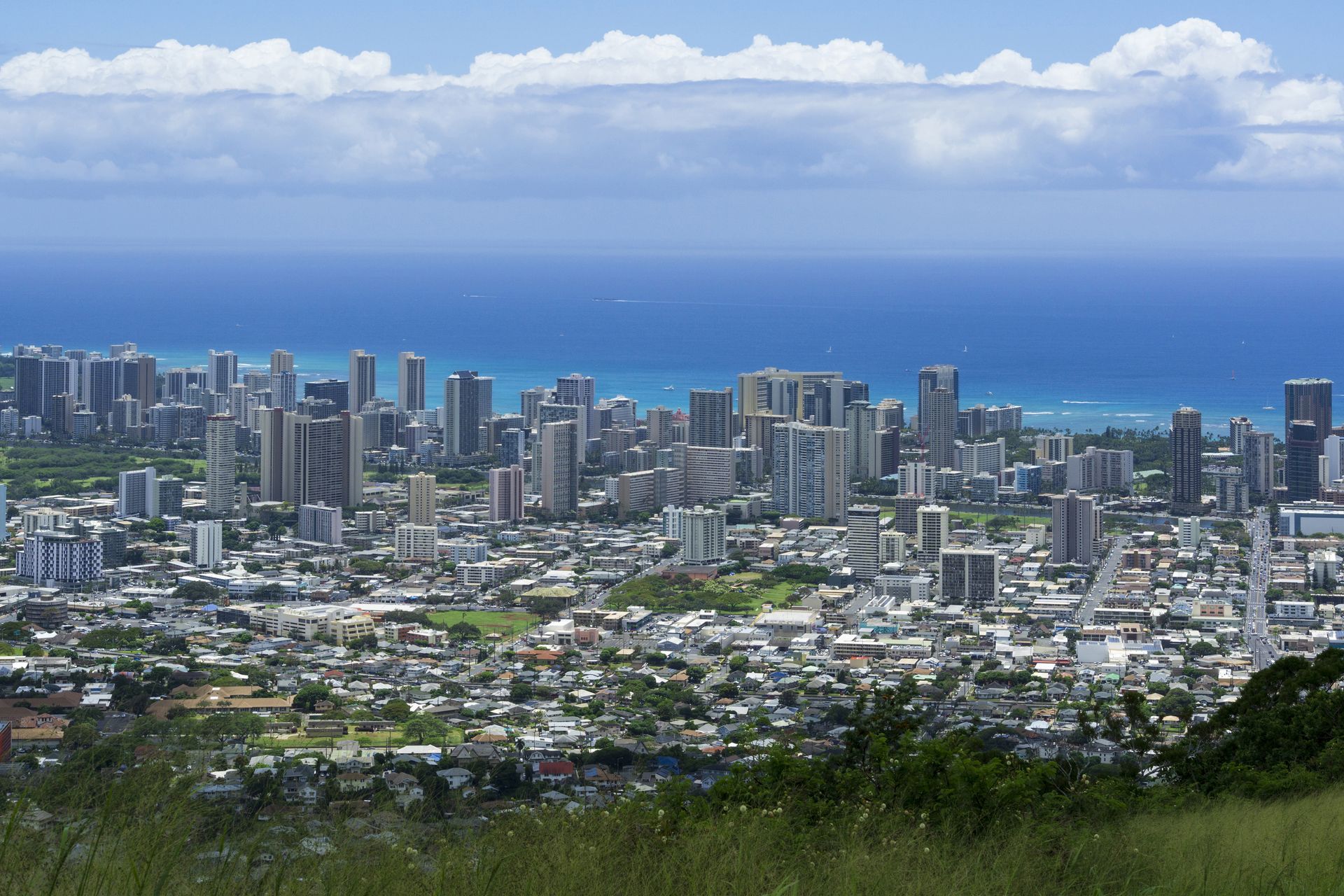 Island Life, Island Driving: How to Maintain Your Car in Honolulu | LexBrodies Honolulu