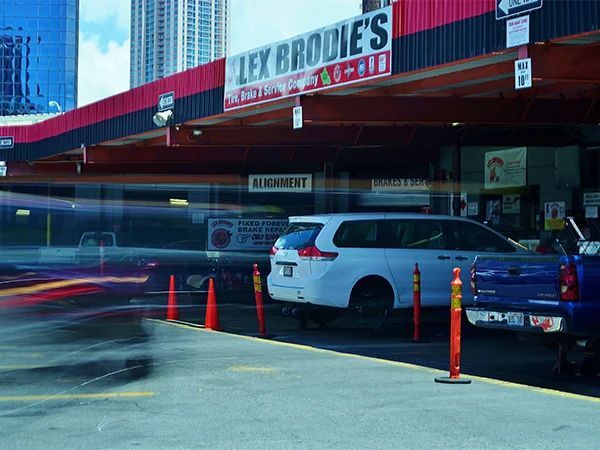 Coral Street Tire Bays | Lex Brodies