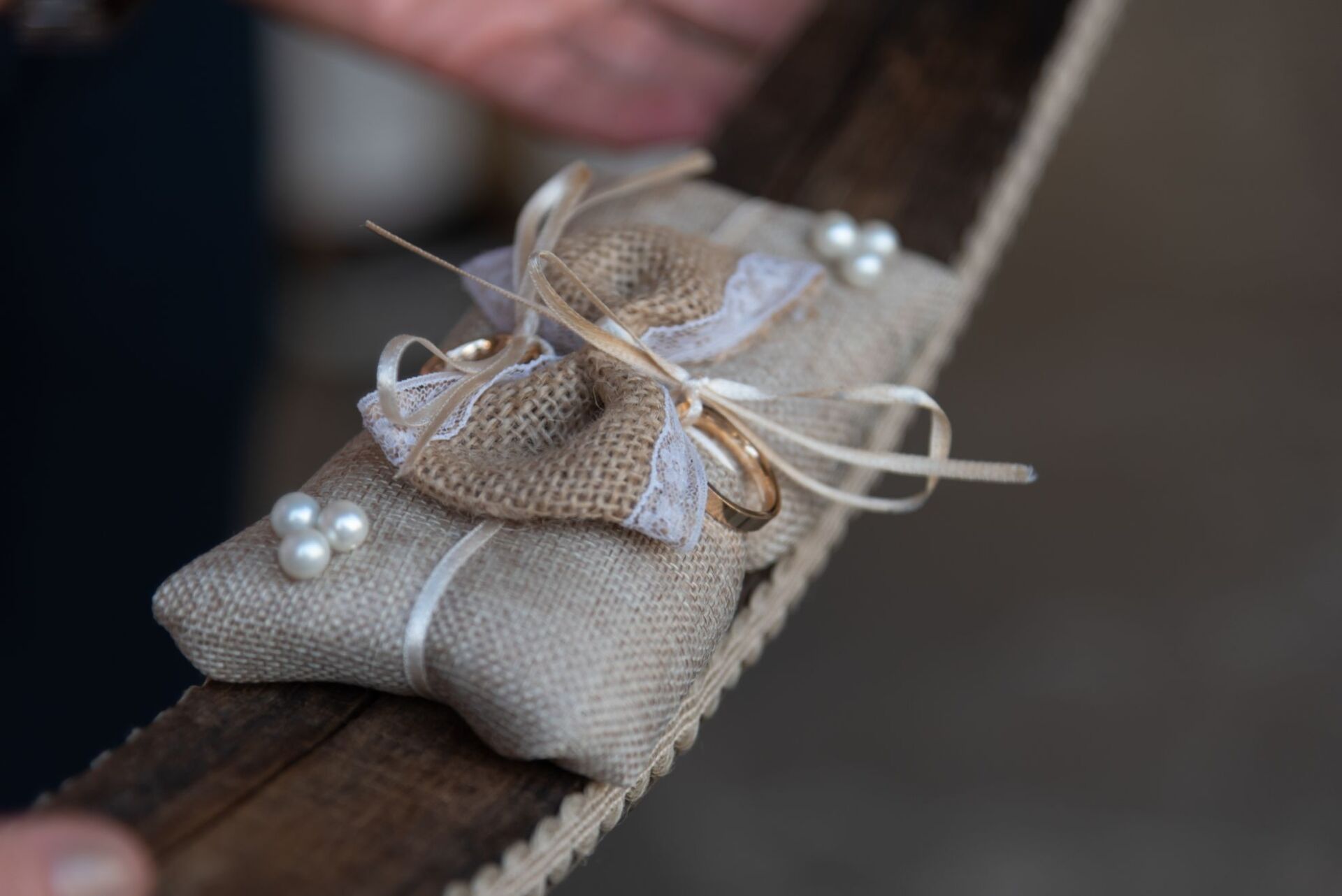 foto artistica di una bomboniera nuziale