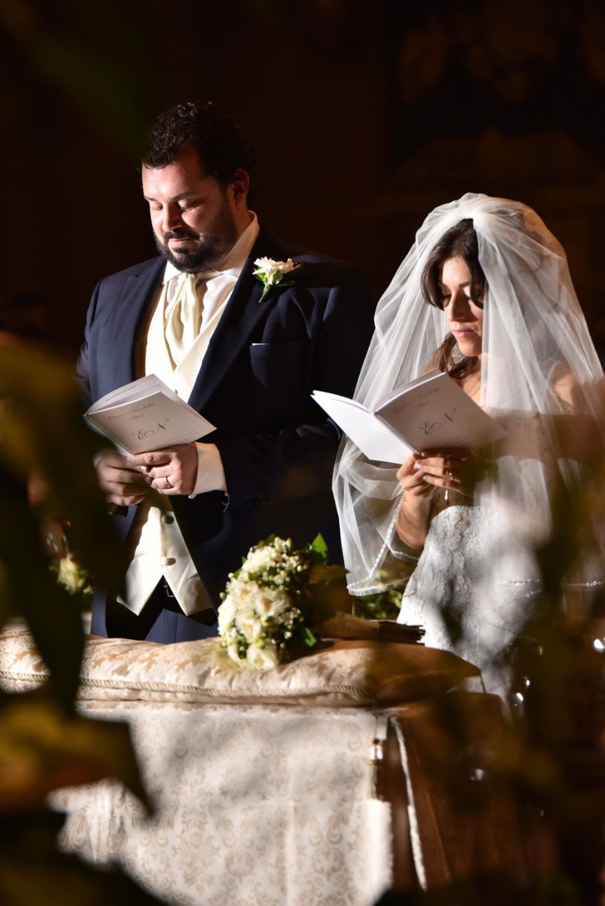 foto di matrimonio in chiesa