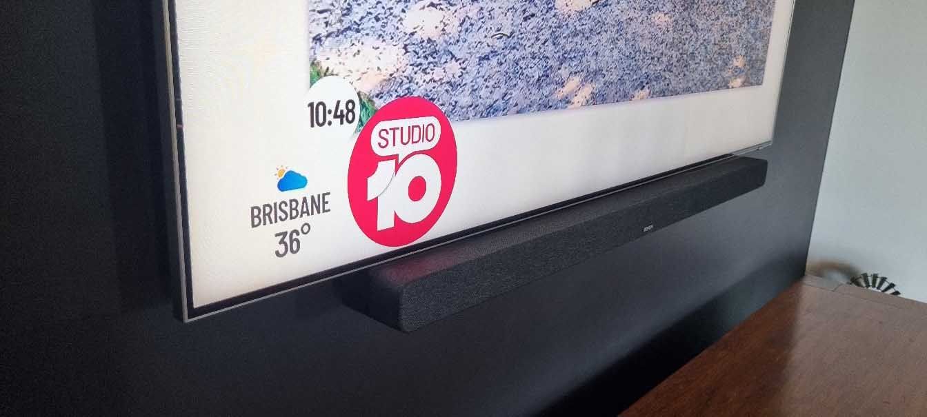 Close-Up TV Screen — Toowoomba, QLD — Garden City Antennas