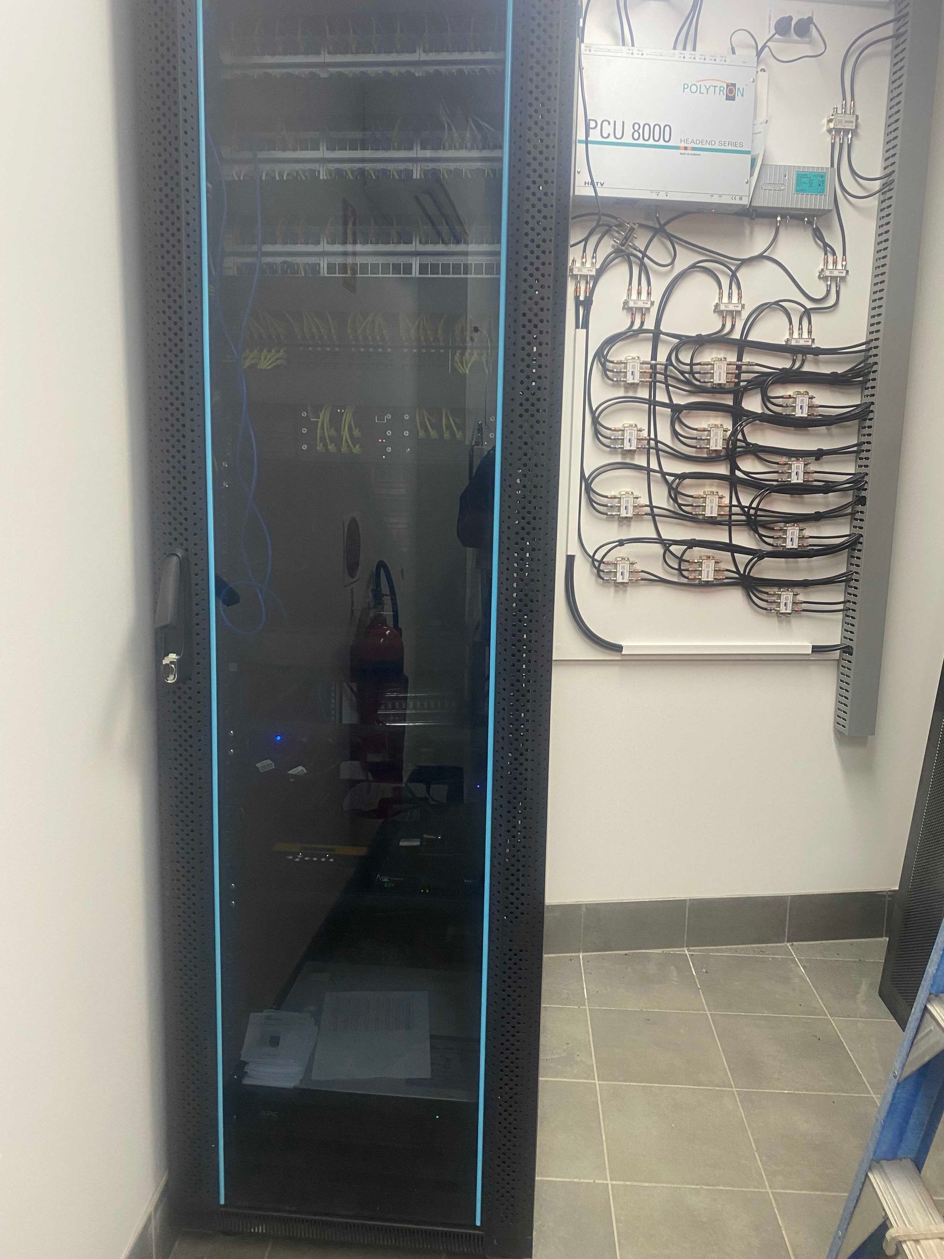 Indoor Server — Toowoomba, QLD — Garden City Antennas