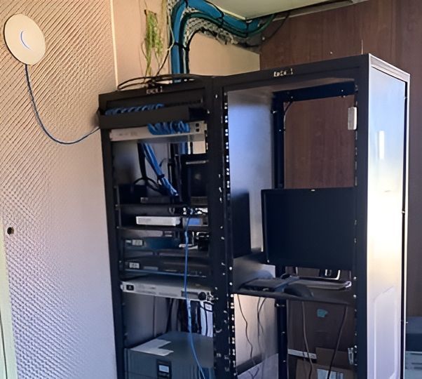 A Server Rack With The Word Dell On It — Outback Internet & Comms In Ciccone, NT